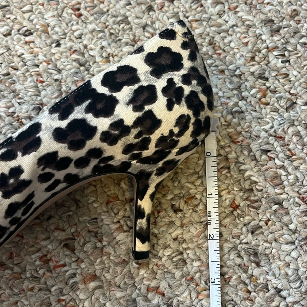Bettye Muller Leopard Bow Heels Size 8